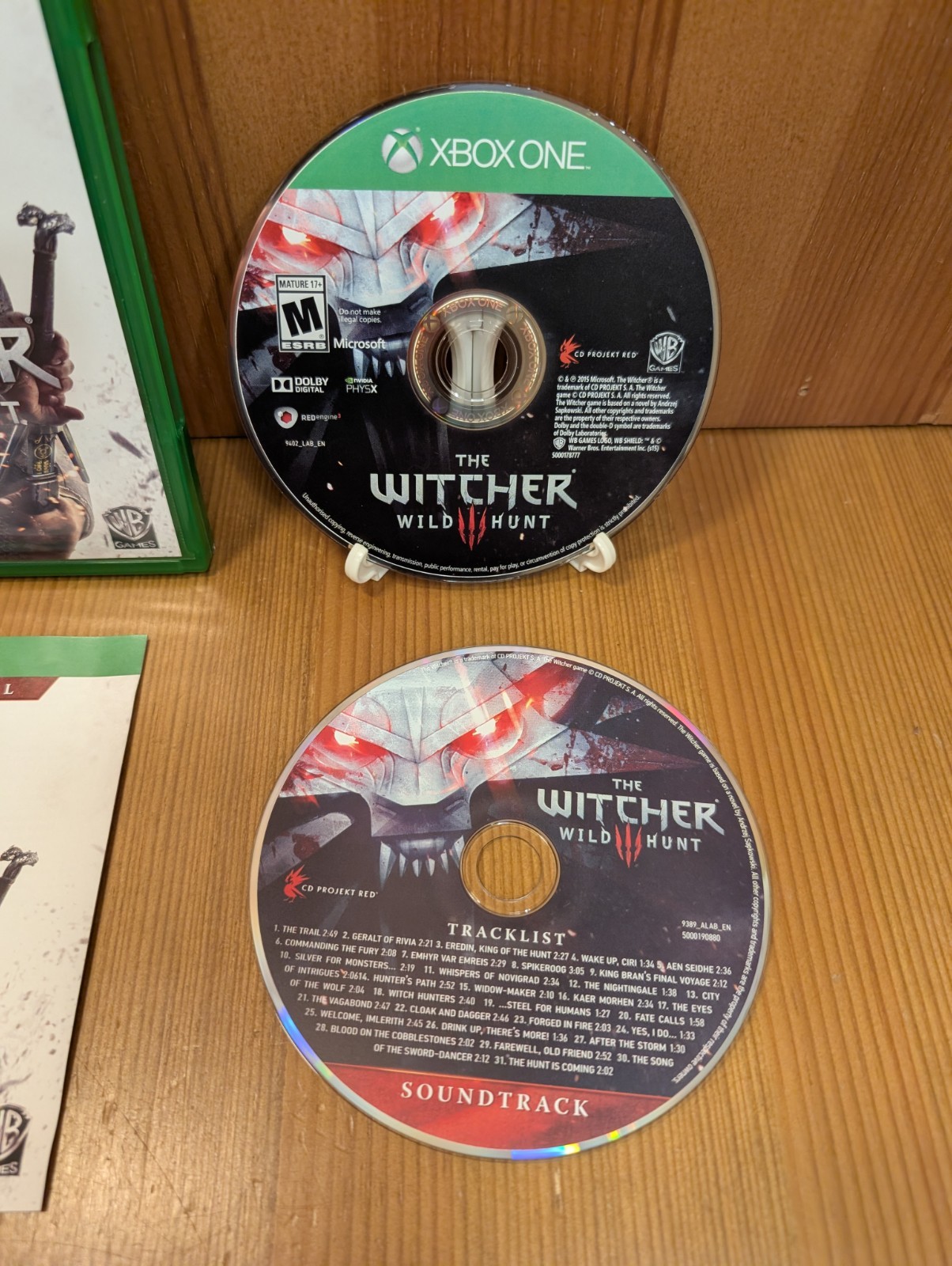 The Witcher 3 Wild Hunt Microsoft Xbox One w/Bonus Content Soundtrack & Map LNUC