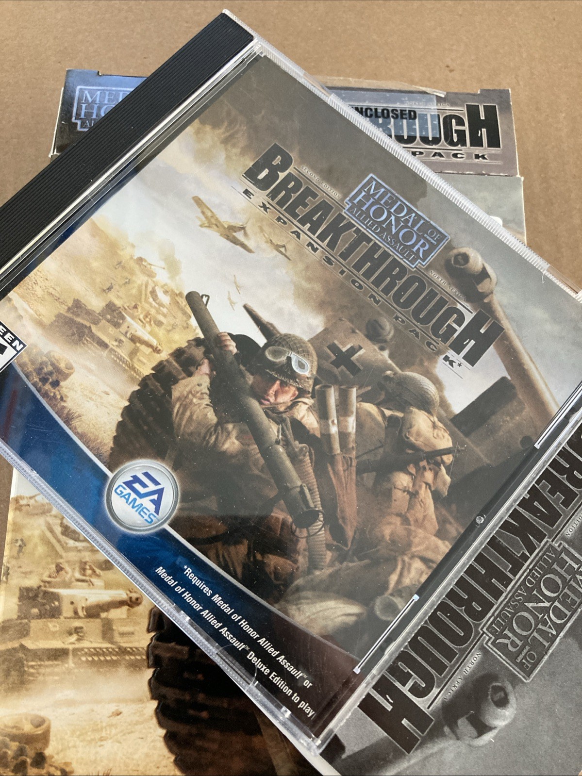 Medal of Honor Allied Assault BREAKTHROUGH EXPANSION PACK (for PC) CIB Complete