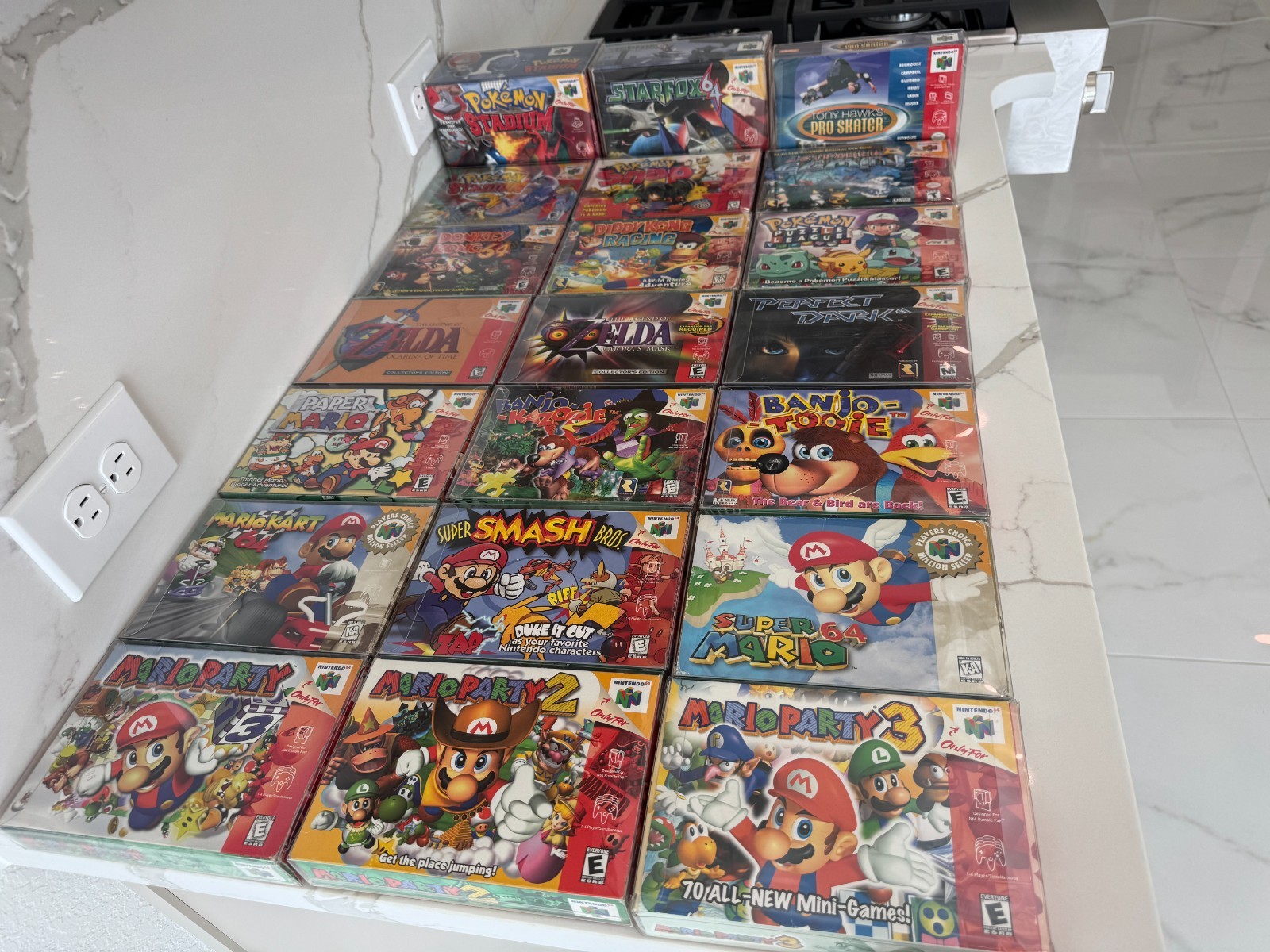 Banjo Tooie Complete in box – excellent condition with protective covers