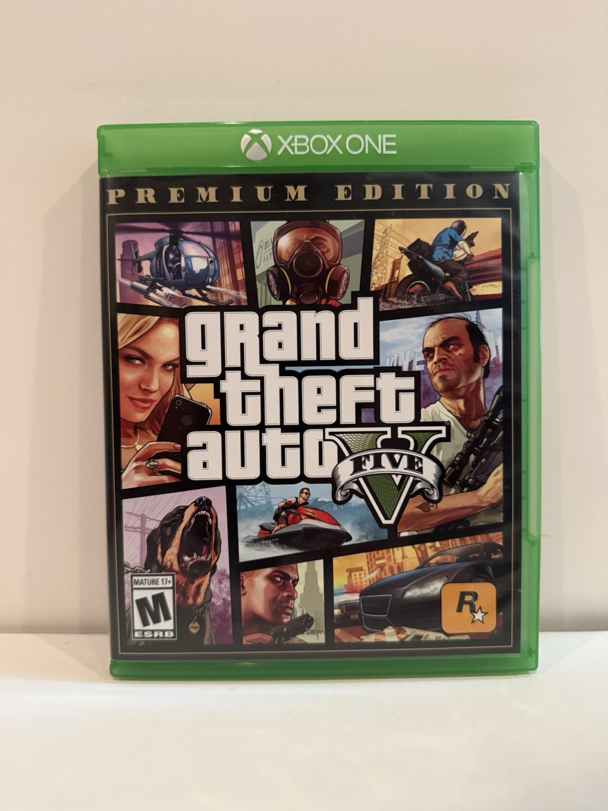 Grand Theft Auto V Premium Edition (Xbox One, 2014) – CIB w/ Map – Tested