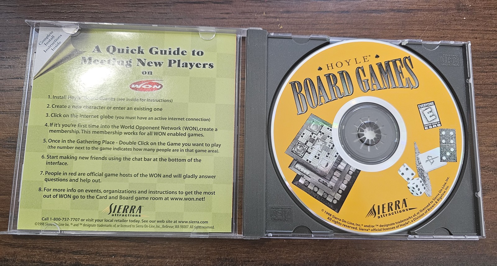 Hoyle Board Games PC CD-ROM Sierra Attractions 1998 Classic Strategy Collection