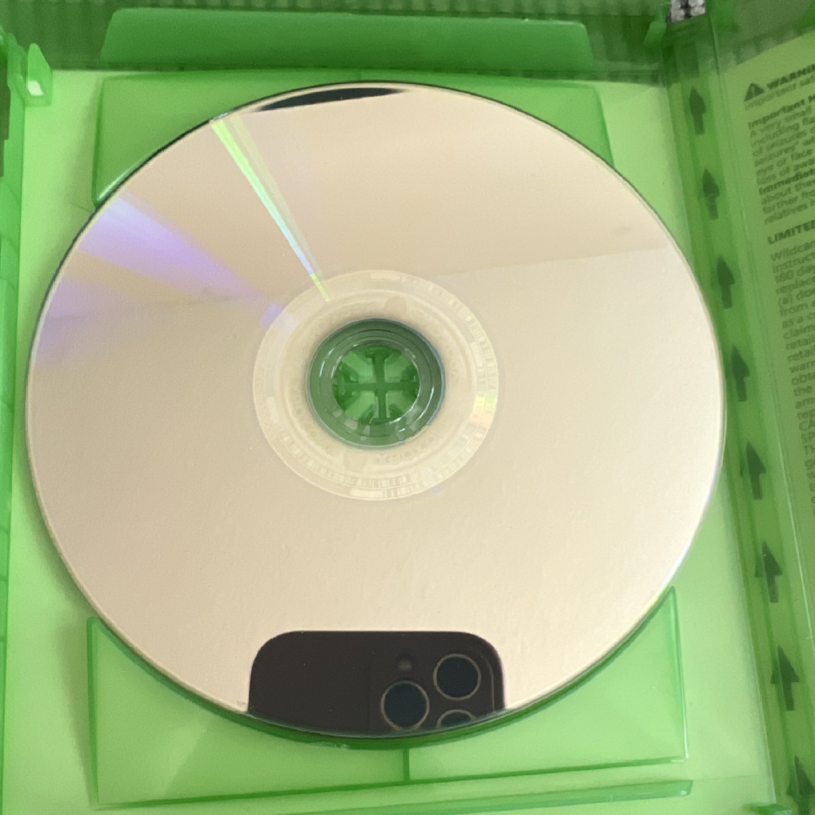 Studio Wildcard ARK: Survival Evolved Multiplayer Xbox One Game w/ Case & Disc